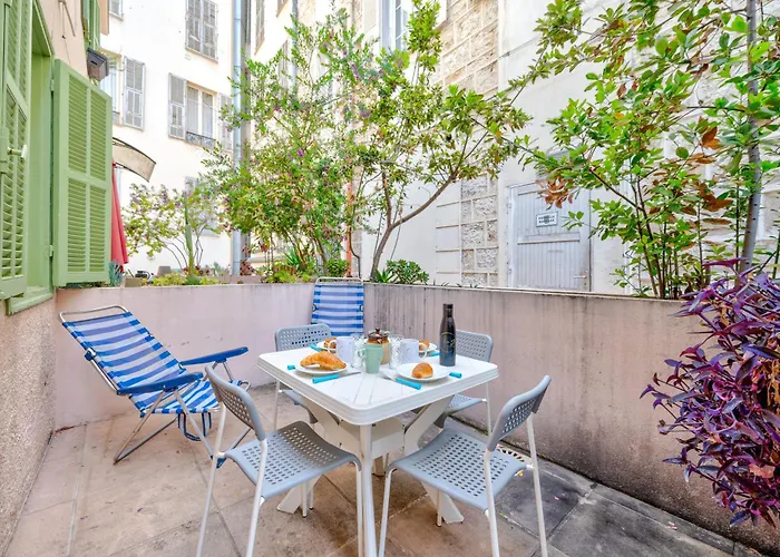3 Pieces, Hyper-Centre, Terrasse