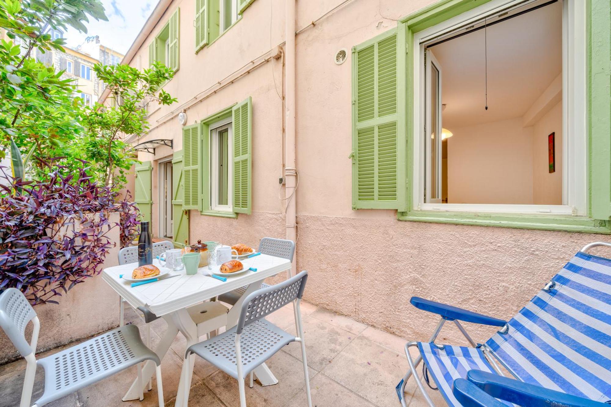 3 Pieces, Hyper-centre, Terrasse Apartment *